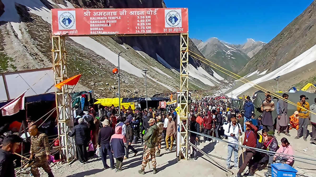 Latest News Today highlights August 11, 2024: Amarnath Yatra suspended on Baltal route on Monday after heavy rains in Jammu and Kashmir | Today News – Mint